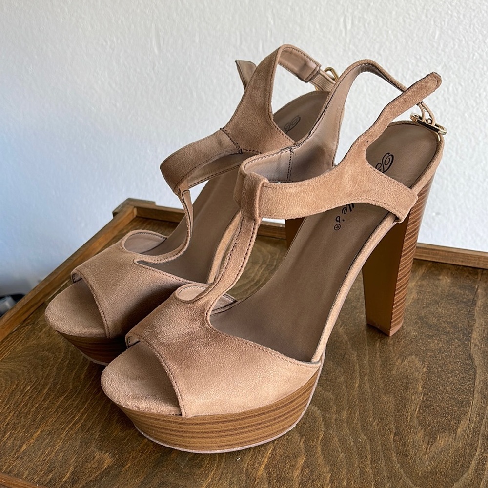 Women’s Platform Heels